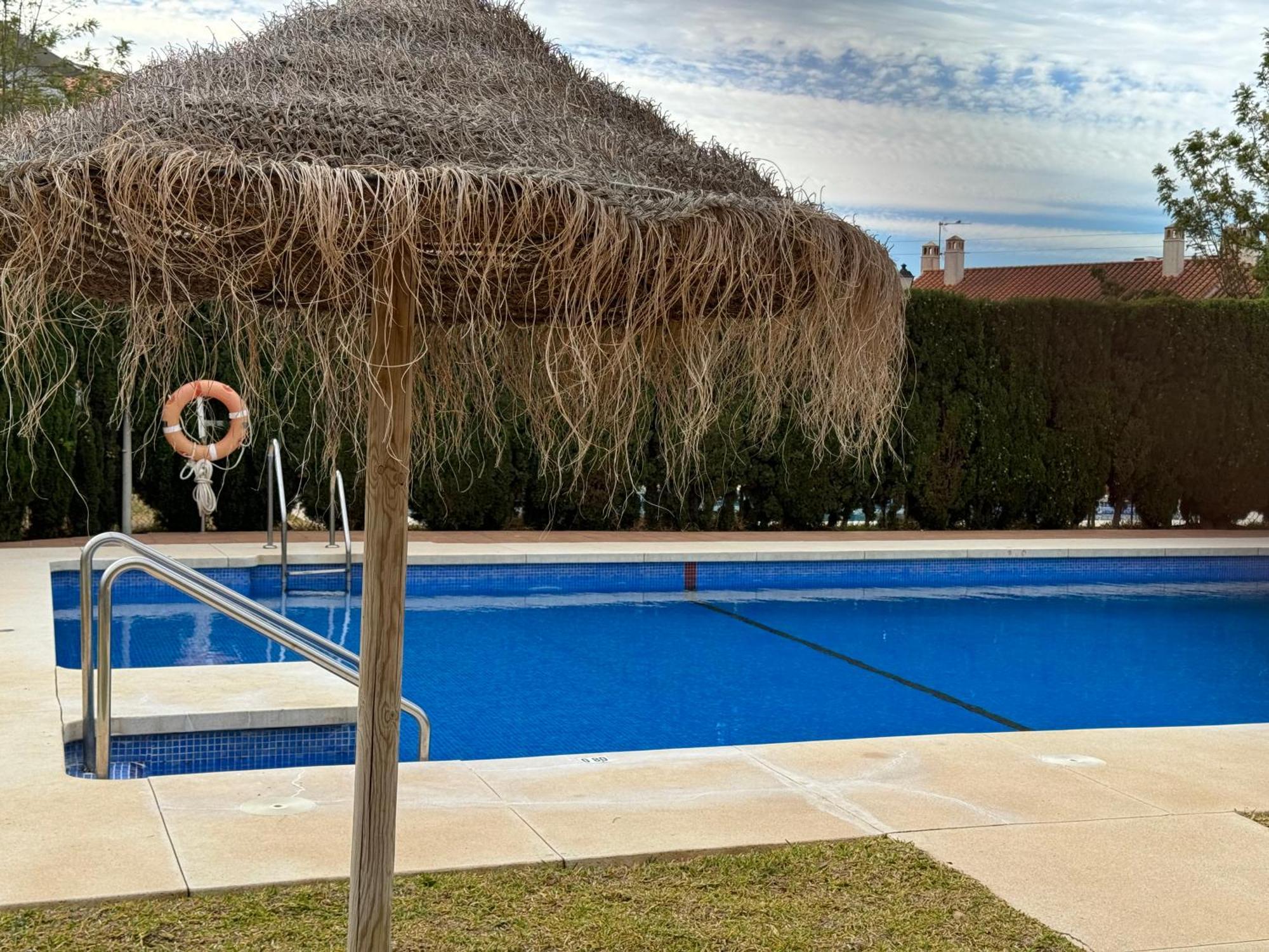 El Atico Con Vistas Al Mediterraneo Parking Y Piscina 6P Рінкон-де-ла-Вікторія Екстер'єр фото