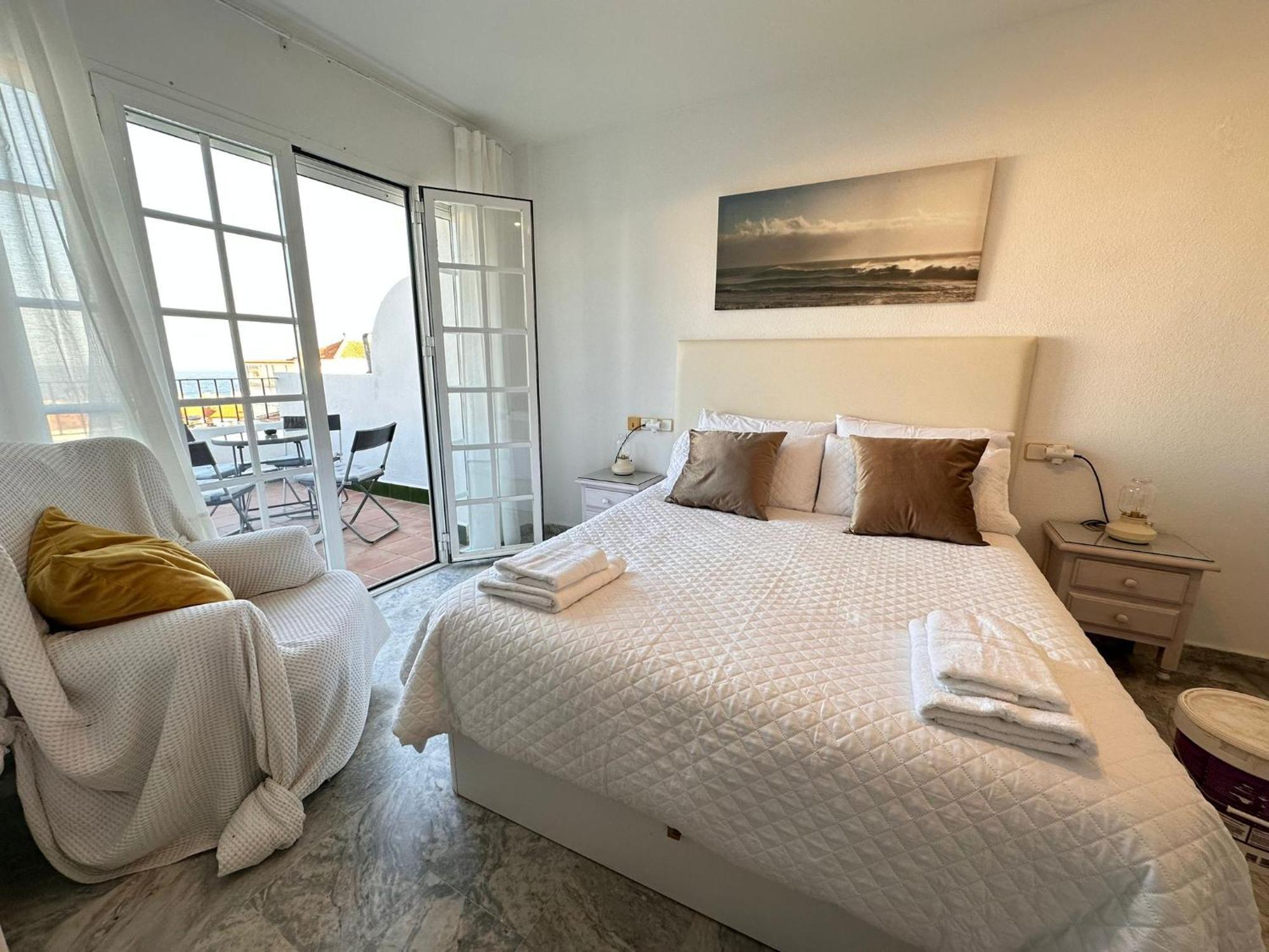 El Atico Con Vistas Al Mediterraneo Parking Y Piscina 6P Рінкон-де-ла-Вікторія Екстер'єр фото